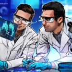 Bitcoin enfrenta agosto desafiador com tarifas de Trump e tensão global