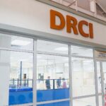 Operação Deep Hunt prende casal suspeito de lavagem com criptomoedas em cobertura de apartamento de luxo no Rio