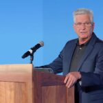 Chris Waller, possível próximo presidente do Fed, elogia stablecoins