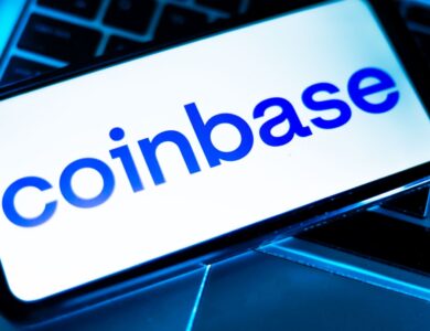 Imagem da matéria: Receita da Coinbase despenca 25% no 2º tri e ações reagem com queda