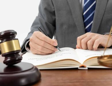 Concurso para juízes federais em Belo Horizonte cobra criptomoedas, salário R$ 38 mil