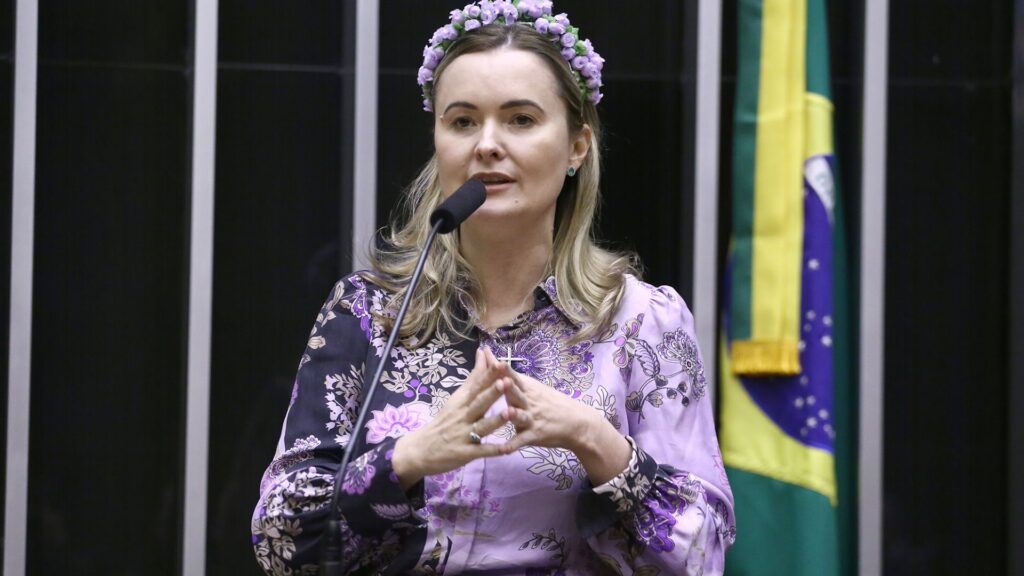 "Pessoas entenderam que o Drex era para nos vigiar, por isso o banco central recuou", diz Julia Zanatta