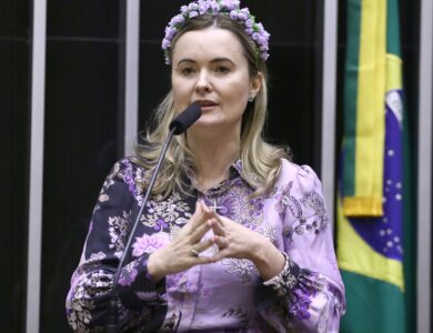 "Pessoas entenderam que o Drex era para nos vigiar, por isso o banco central recuou", diz Julia Zanatta