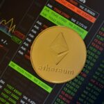 Ethereum chegará a US$ 25.000 em 2028, diz Standard Chartered