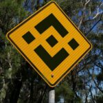 Binance anuncia remoção de 3 criptomoedas e dá prazo para saques