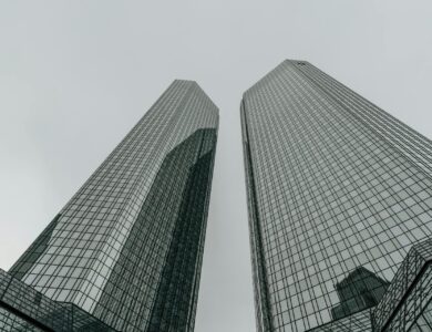 Bitcoin é alternativa estratégica para bancos centrais, aponta Deutsche Bank