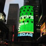 Nasdaq ameaça remover empresas que vendem ações para comprar Bitcoin e outras criptomoedas