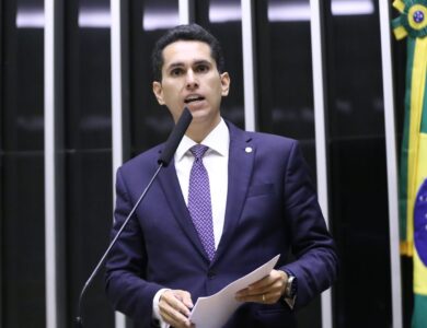 Lavagem de dinheiro com bitcoin pode ter pena aumentada e corretoras no Brasil devem colaborar