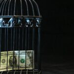 Venezuelanos conseguem Dólar através do mercado cripto com escassez de moeda no país