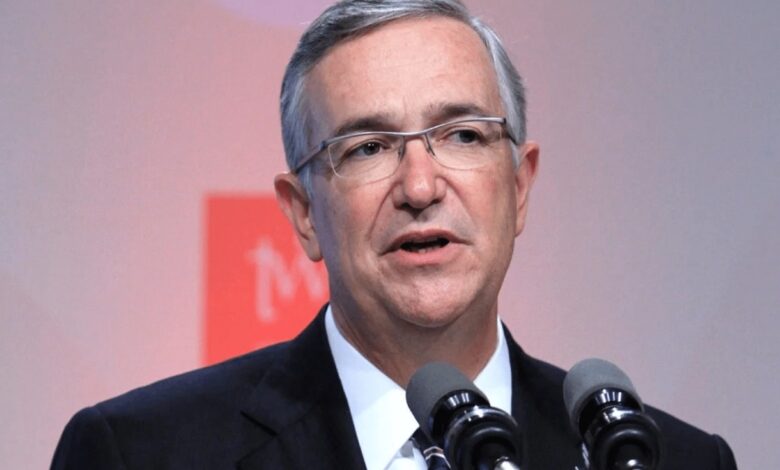 Bitcoin vai subir 14 vezes e ultrapassar o ouro, diz bilionário mexicano