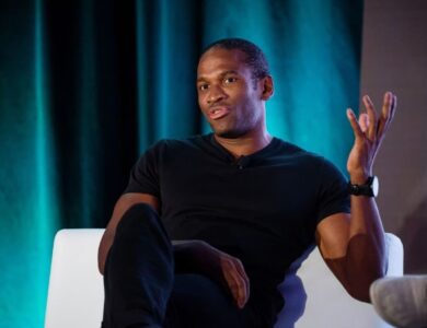 Nova crise bancária pode fazer o Bitcoin disparar como em 2023, argumenta Arthur Hayes