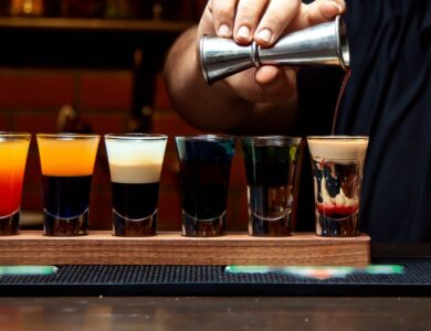 Após casos com metanol em bebidas, deputado pede rastreio com blockchain em SC