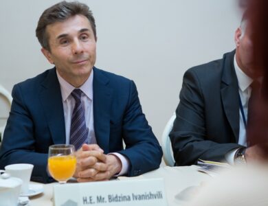 Ex-Primeiro-ministro da Geórgia é acusado de sequestro envolvendo soma bilionária em Bitcoin