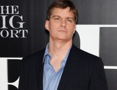 Michael Burry reaparece após dois anos e afirma que mercado está em uma bolha