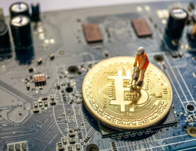 Receita diária dos mineradores de Bitcoin cai para a mínima do ano