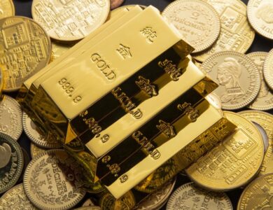 "Ouro vive momento de bolha, bancos centrais devem vender", diz ex-Banco da Inglaterra
