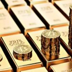 Ouro passa pela pior queda desde 2013, prata acompanha e Bitcoin sobe