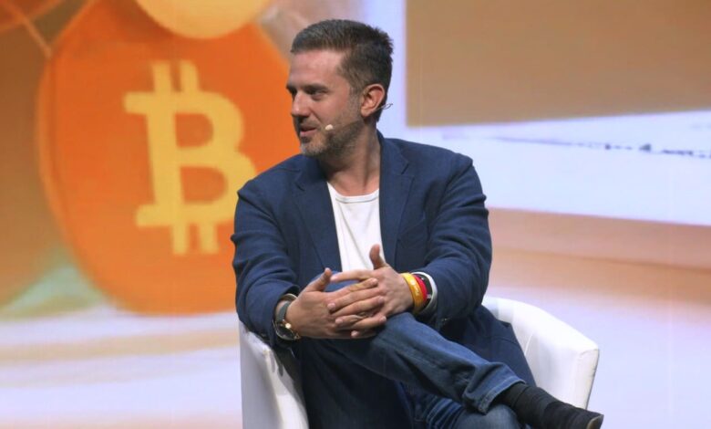 Rumble permitirá que usuários enviem gorjetas em Bitcoin para criadores de conteúdo