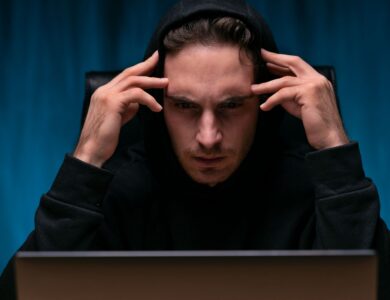 STJ mantém prisão de hacker que escondeu milhões em Bitcoin, mas guardou senha no WhatsApp
