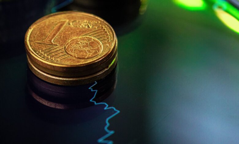 Câmara aprova relatório que regula stablecoins e criminaliza emissão sem lastro