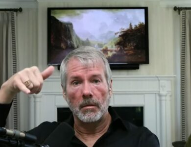 Michael Saylor diz que Strategy pode aguentar queda de 80 a 90% no Bitcoin: “somos praticamente indestrutíveis”