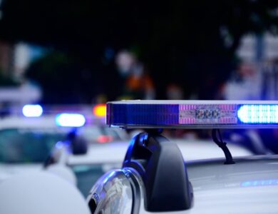 Quadrilha assalta veículo em plena luz do dia e leva R$ 8 milhões em criptomoedas