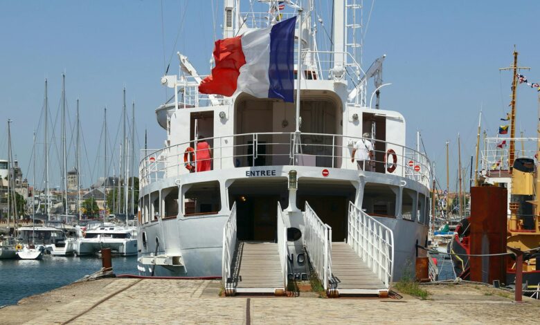 Assaltantes invadem casa, amarram casal e roubam suas criptomoedas na França