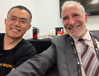 Fundador da Binance prova que Bitcoin é melhor que ouro em debate com Peter Schiff