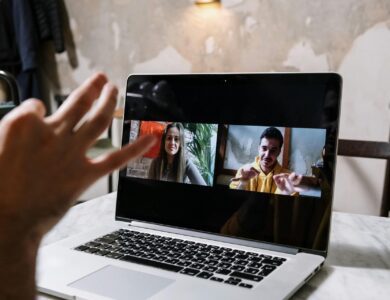 Desenvolvedor faz alerta sobre golpe que já causou perdas de R$ 1,6 bilhão: "Pessoas muito inteligentes caem nessa"