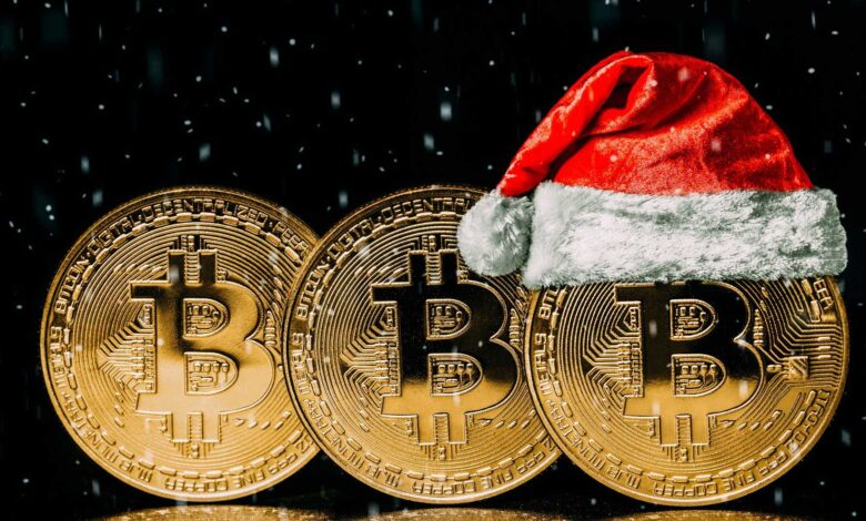 Preço do bitcoin no Natal em 2024 supera o de 2025, veja cotação desde 2020