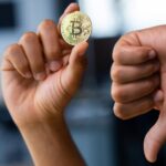 SEC acusa plataformas de criptomoedas por fraude milionária via WhatsApp e redes sociais