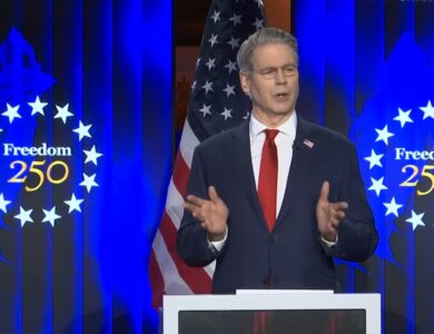 Secretário do Tesouro dos EUA afirma que país não venderá bitcoins confiscados