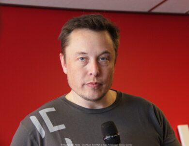 Elon Musk critica plano de ICO da OpenAI e elogia Bitcoin em processo contra Sam Altman