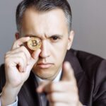 Coinbase sofre pane e bloqueia saques e negociações de criptomoedas por 1 hora