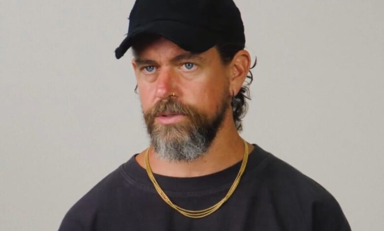 Empresa de Jack Dorsey compra 103 bitcoins e demite 4 mil funcionários