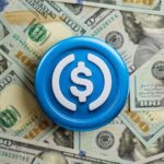 Justiça brasileira determina bloqueio de USDC para a Circle na vara cível