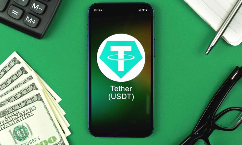 Justiça de SP ordena que Tether congele US$ 77 mil em USDT após vítima sofrer "Golpe do Amor"
