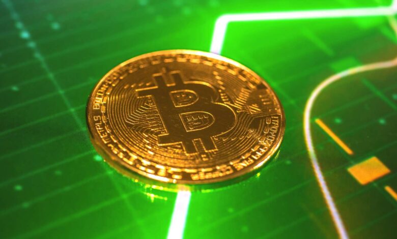 Mercado P2P de bitcoin e criptomoedas no Brasil soma trilhões e Binance domina o setor