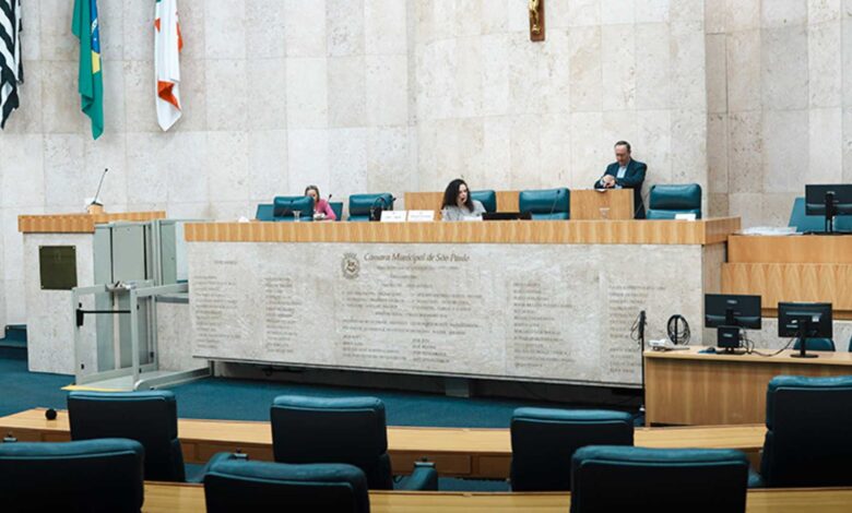 CPI em São Paulo investiga criadora da Worldcoin por pagamento de comissões em escaneamento de íris dos brasileiros