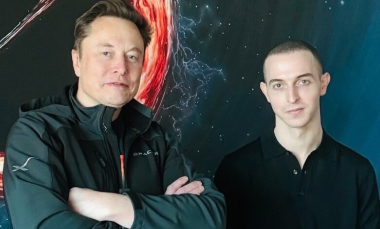 Elon Musk contrata designer do setor cripto para o X e aumenta rumores sobre integração de criptomoedas na rede social