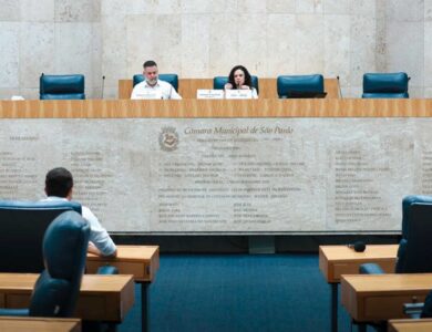 "Empresa lucra com escaneamento e pessoas não foram informadas", diz Janaina Paschoal na CPI da Íris