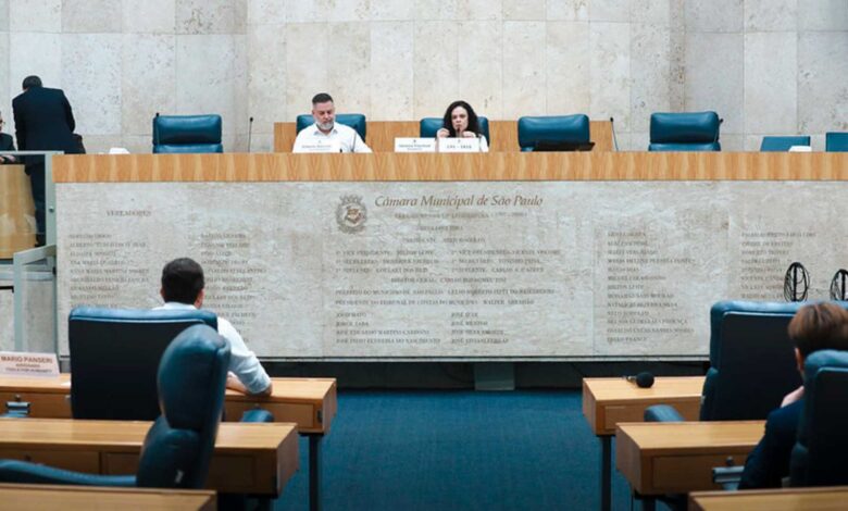 "Empresa lucra com escaneamento e pessoas não foram informadas", diz Janaina Paschoal na CPI da Íris