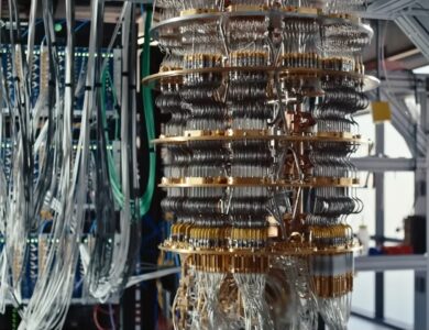 Google publica estudo sobre riscos de computadores quânticos para criptomoedas e revela que 2,3 milhões de bitcoins estão ameaçados