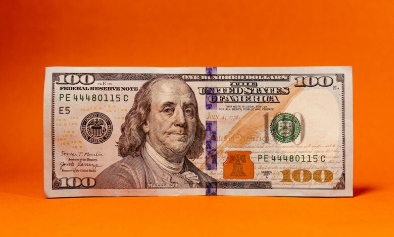 Bitcoin atinge maior preço dos últimos 69 dias enquanto dólar mostra fraqueza