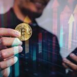 Bitcoin cai, mas interesse sobe: número de investidores no ativo cresce 50% no primeiro trimestre, aponta MB