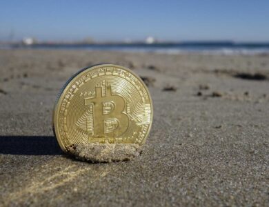 Havaí alerta sobre alta em golpes com criptomoedas no Facebook e Instagram