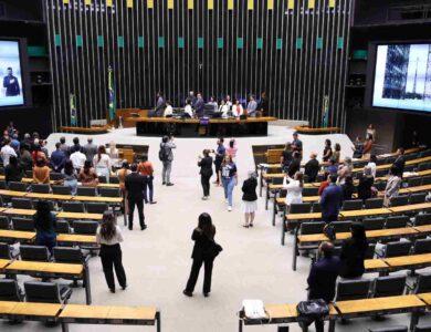 Câmara aprova uso da tecnologia blockchain para assinar documentos digitais