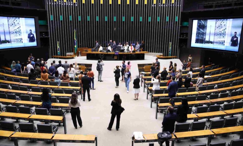 Câmara aprova uso da tecnologia blockchain para assinar documentos digitais