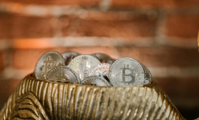 Empresa francesa vende metade de sua reserva de Bitcoin