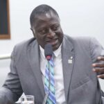 Deputado aponta crise diplomática com tarifaço dos Estados Unidos e questiona segurança do mercado de criptomoedas e Pix